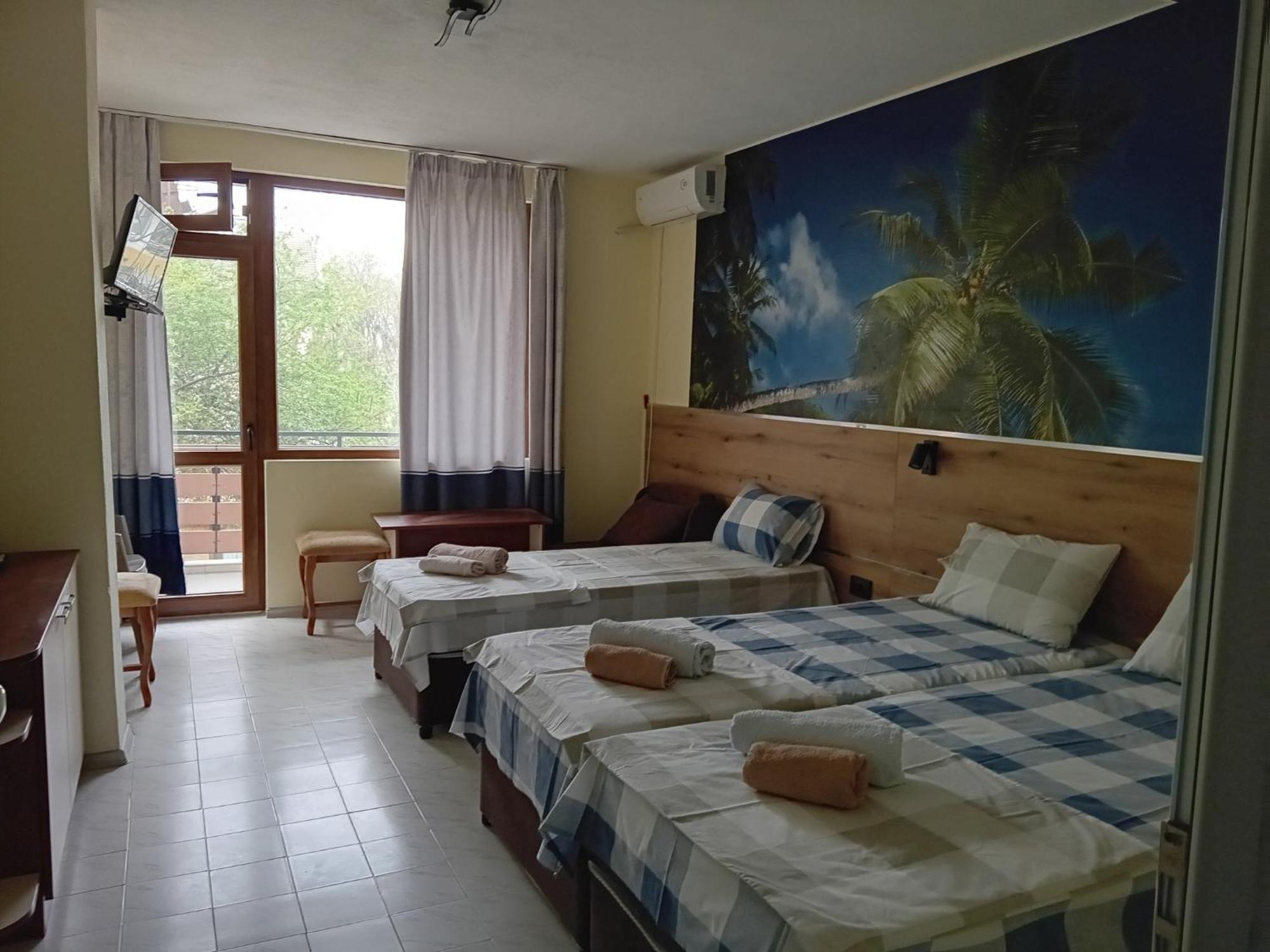 Guesthouse Oasis Kiten  Εξωτερικό φωτογραφία