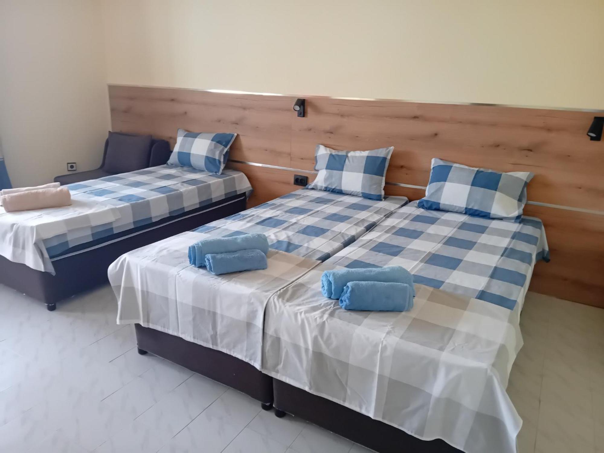 Guesthouse Oasis Kiten  Εξωτερικό φωτογραφία