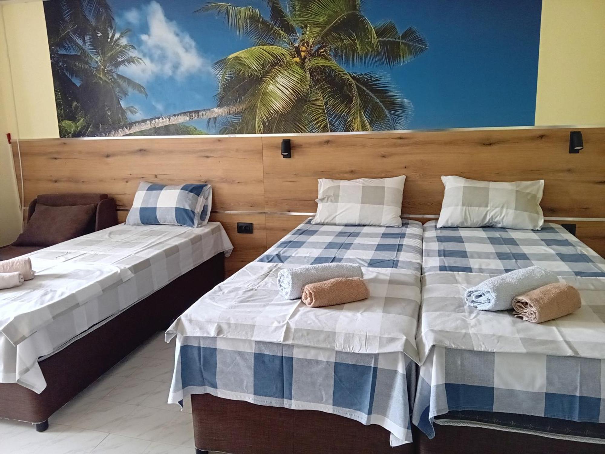 Guesthouse Oasis Kiten  Εξωτερικό φωτογραφία