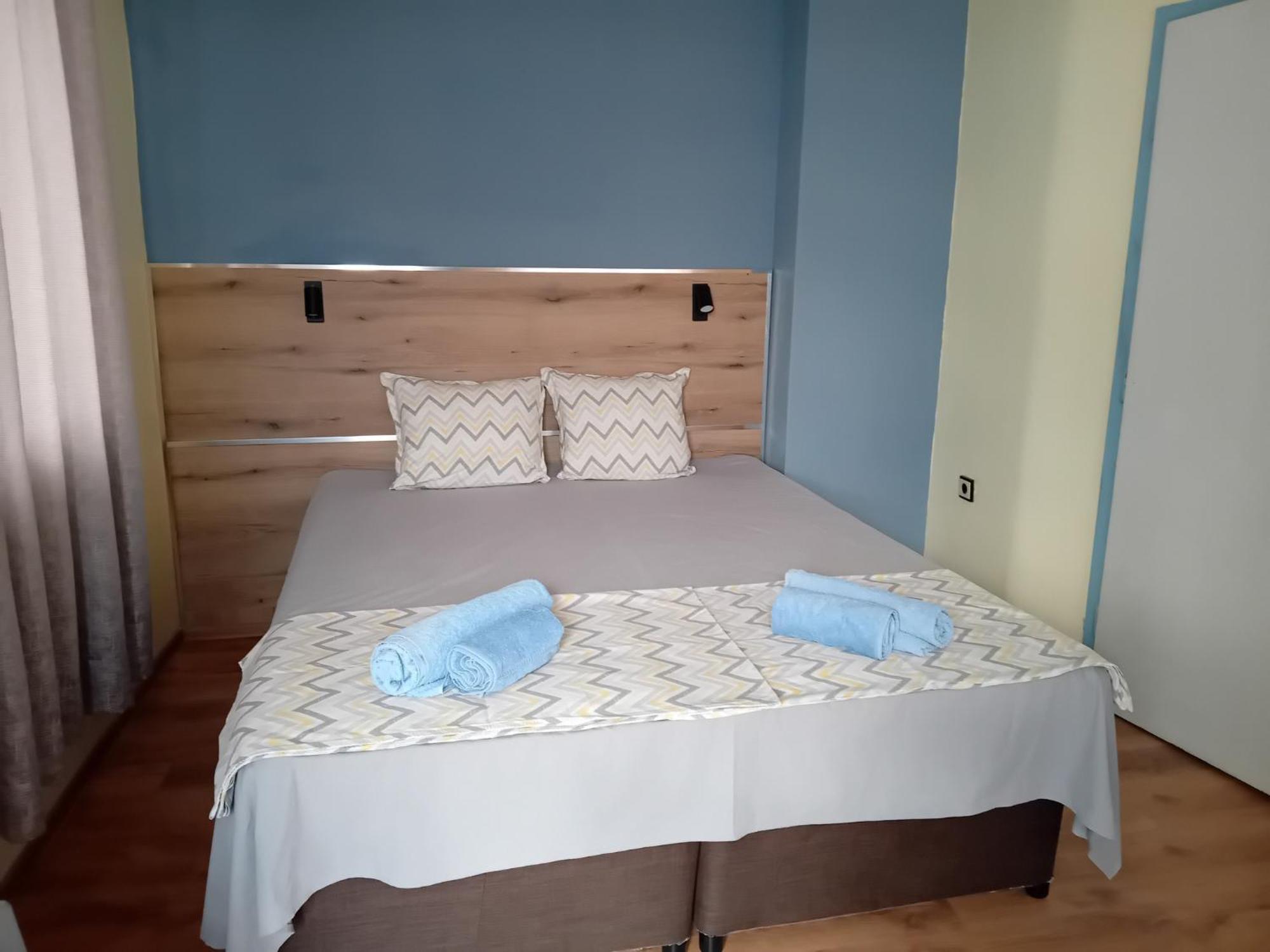 Guesthouse Oasis Kiten  Εξωτερικό φωτογραφία