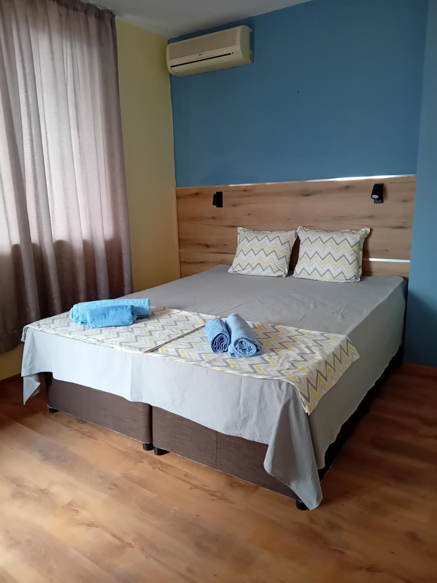 Guesthouse Oasis Kiten  Εξωτερικό φωτογραφία