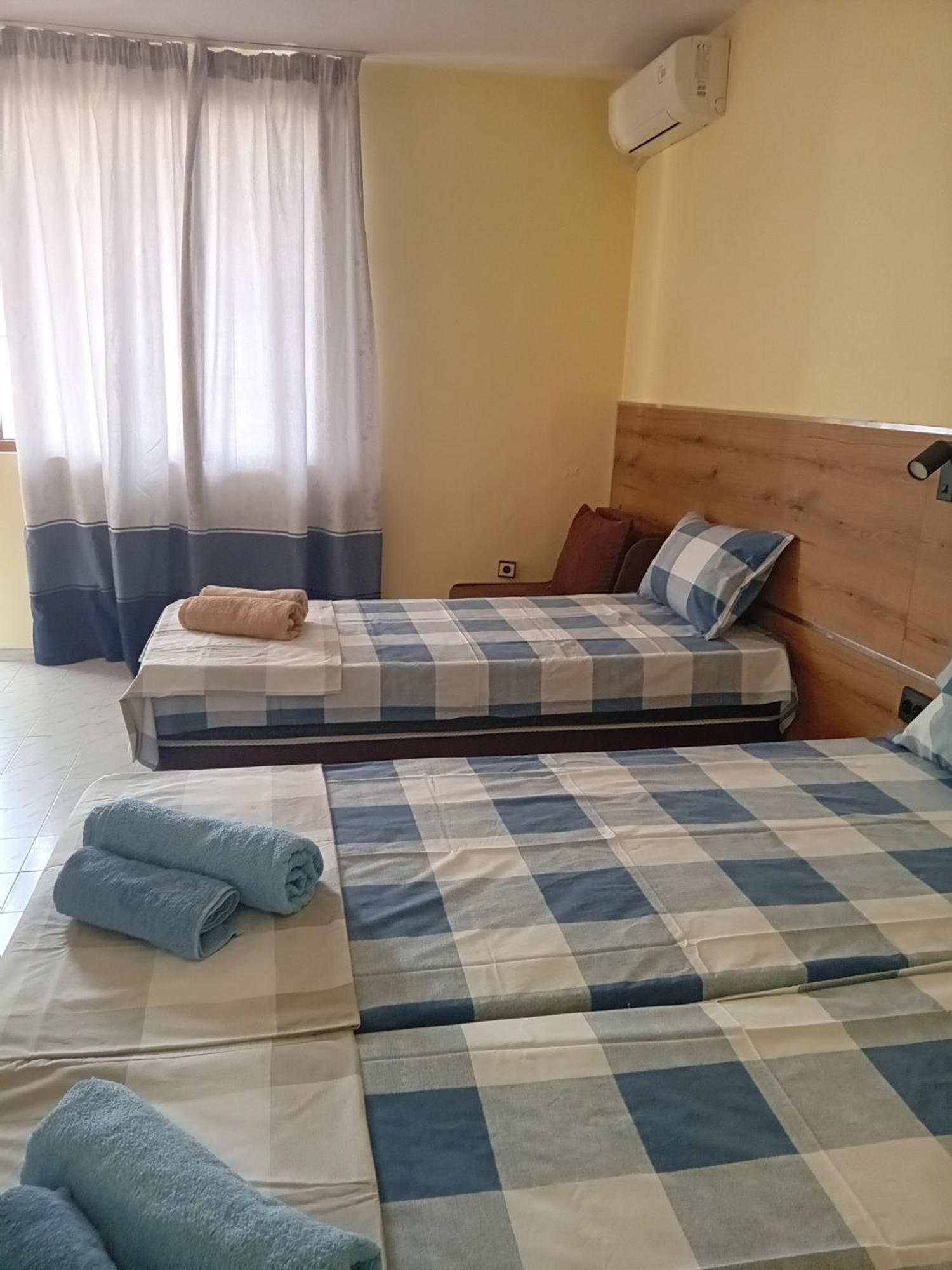 Guesthouse Oasis Kiten  Εξωτερικό φωτογραφία