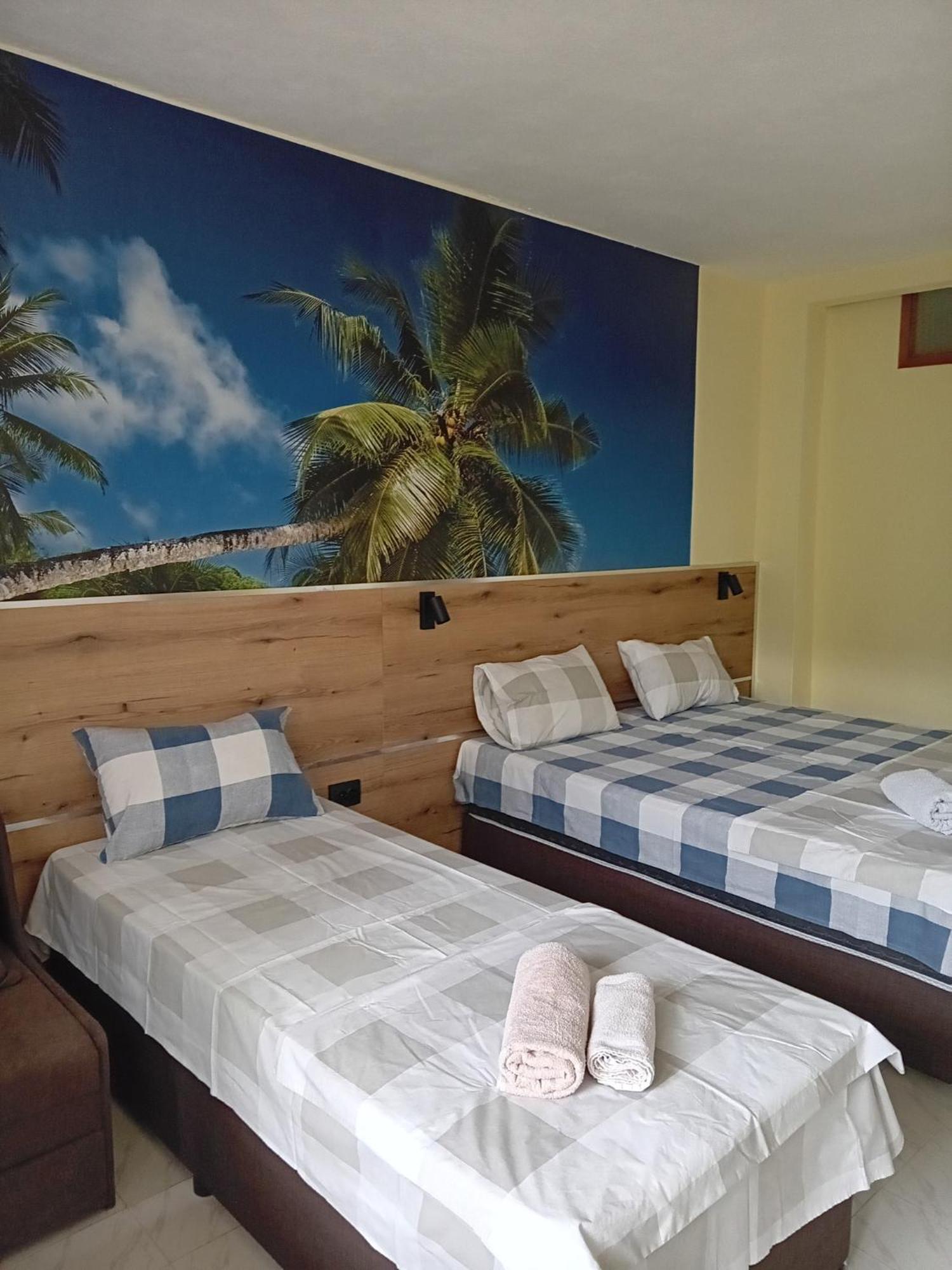 Guesthouse Oasis Kiten  Εξωτερικό φωτογραφία