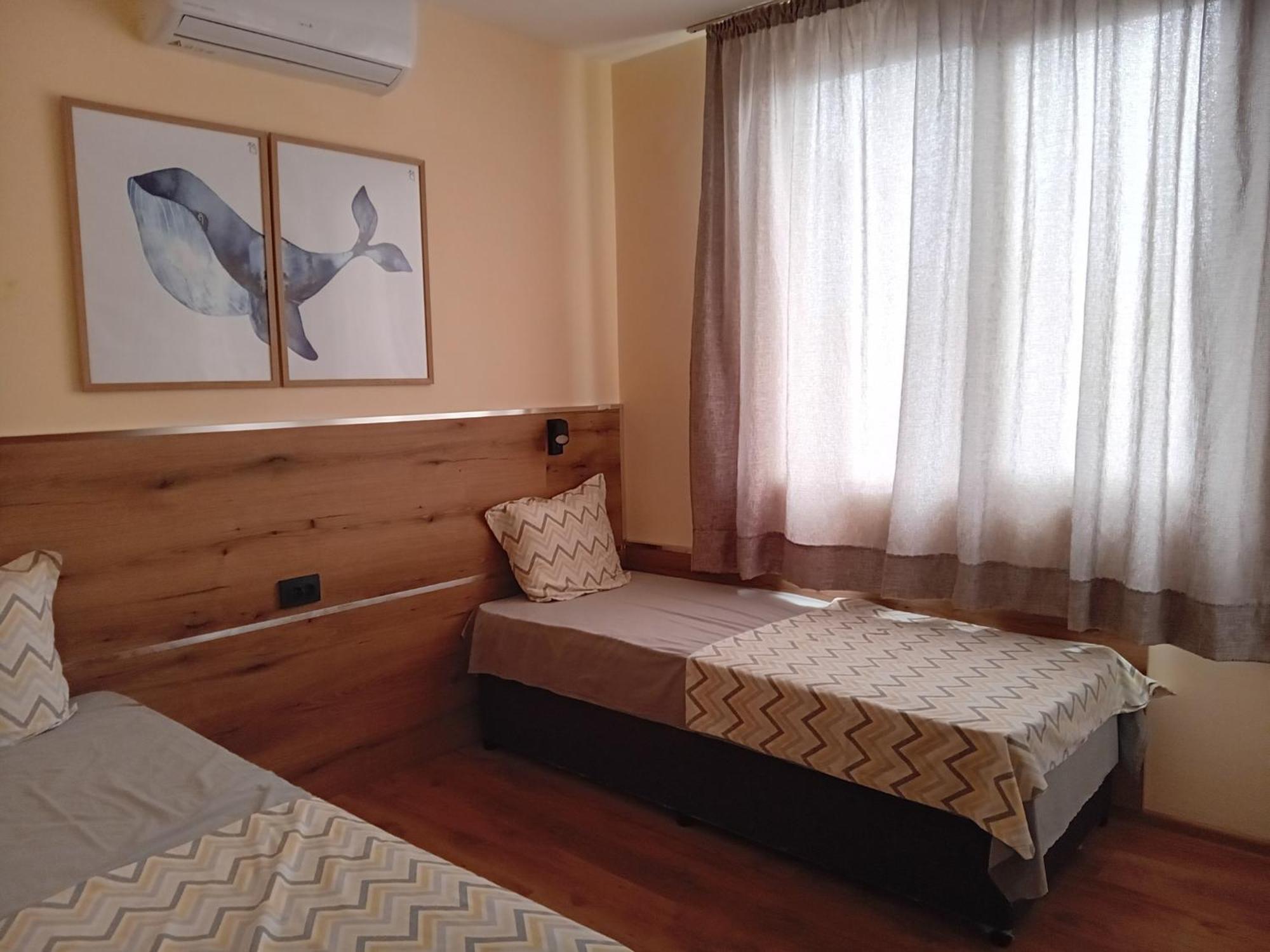 Guesthouse Oasis Kiten  Εξωτερικό φωτογραφία