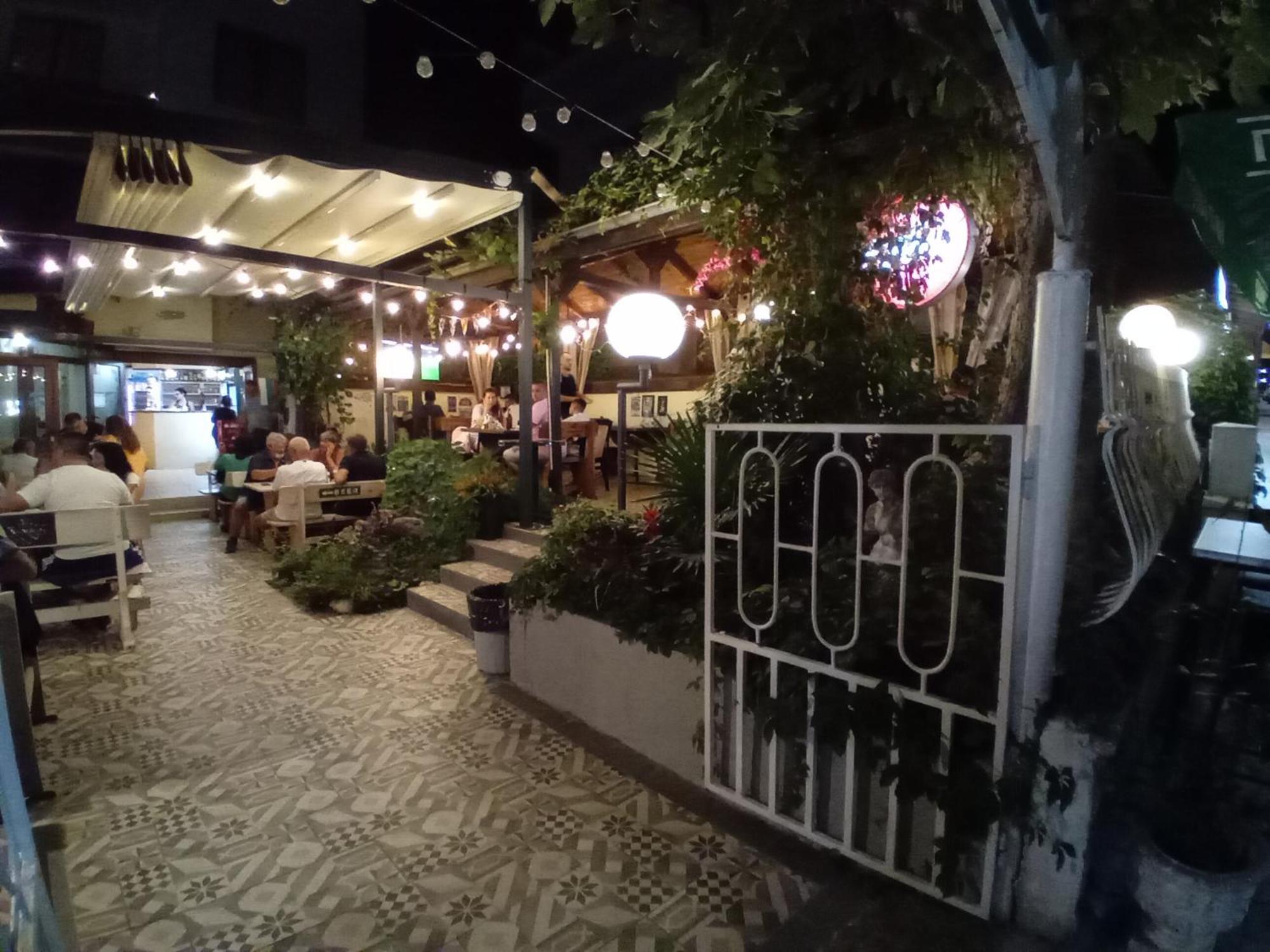 Guesthouse Oasis Kiten  Εξωτερικό φωτογραφία