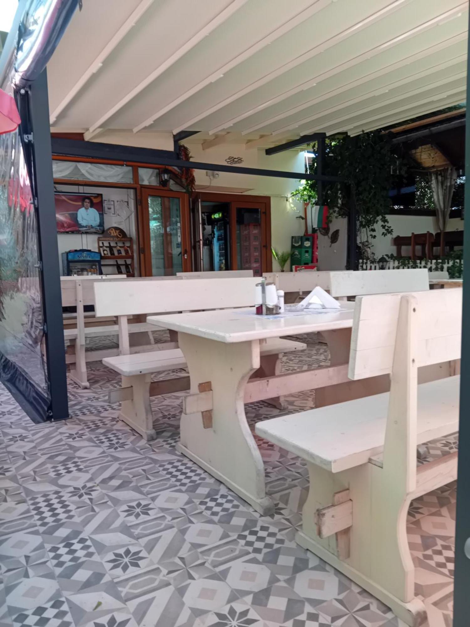 Guesthouse Oasis Kiten  Εξωτερικό φωτογραφία