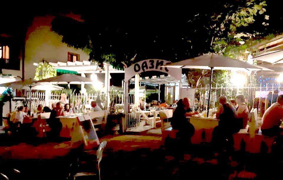 Guesthouse Oasis Kiten  Εξωτερικό φωτογραφία