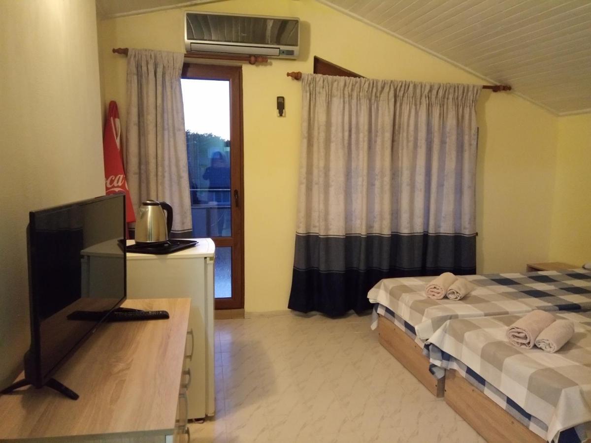 Guesthouse Oasis Kiten  Εξωτερικό φωτογραφία
