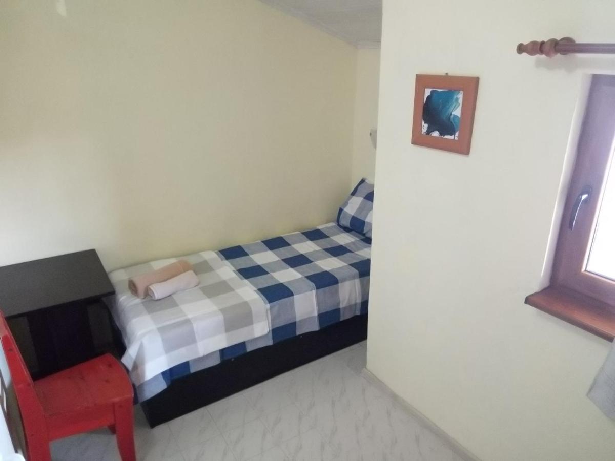 Guesthouse Oasis Kiten  Εξωτερικό φωτογραφία