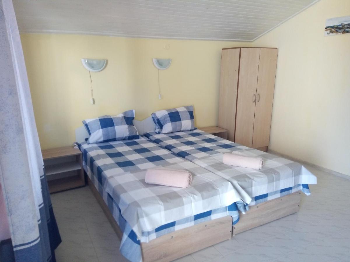 Guesthouse Oasis Kiten  Εξωτερικό φωτογραφία